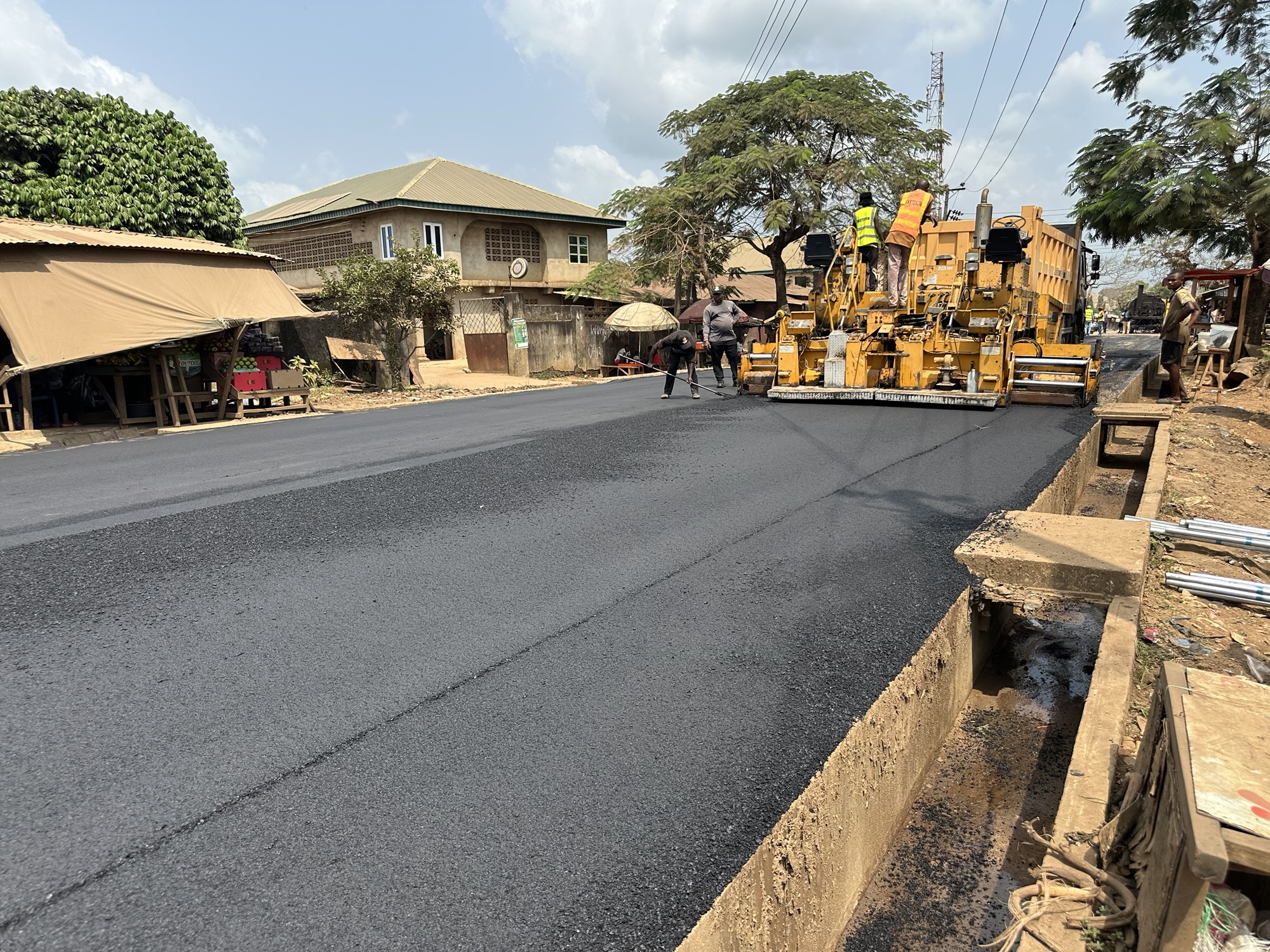 Governor Otu Commence the asphalting of ETOME road in IKOM LGA, Cross River State